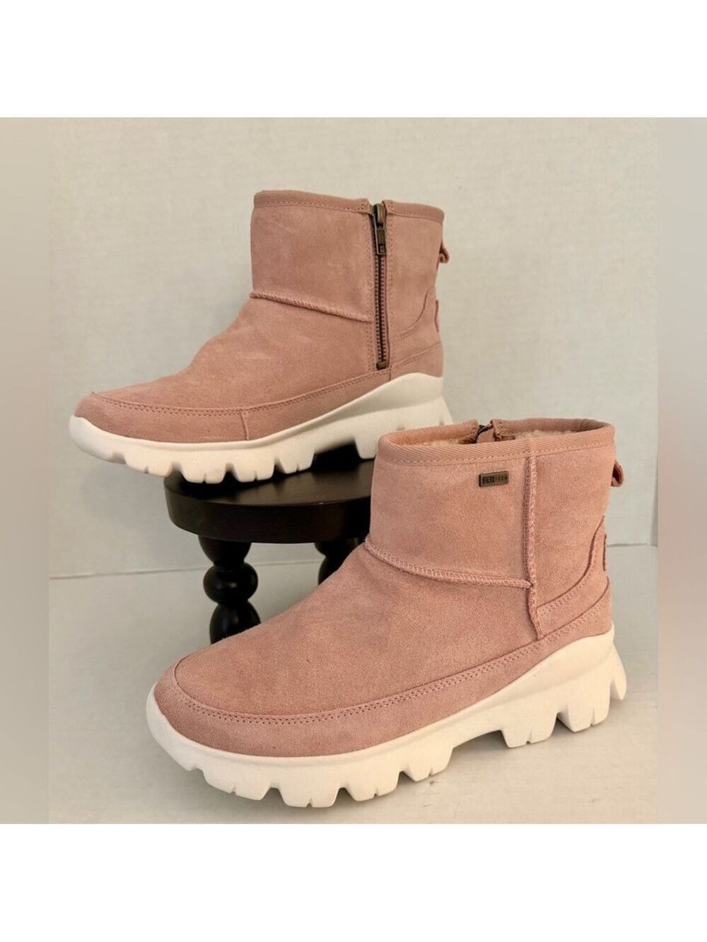 NEW IN BOX – UGG Palomar Sneaker Pink Crystal • Women’s 7.5 - Picture 6 of 13